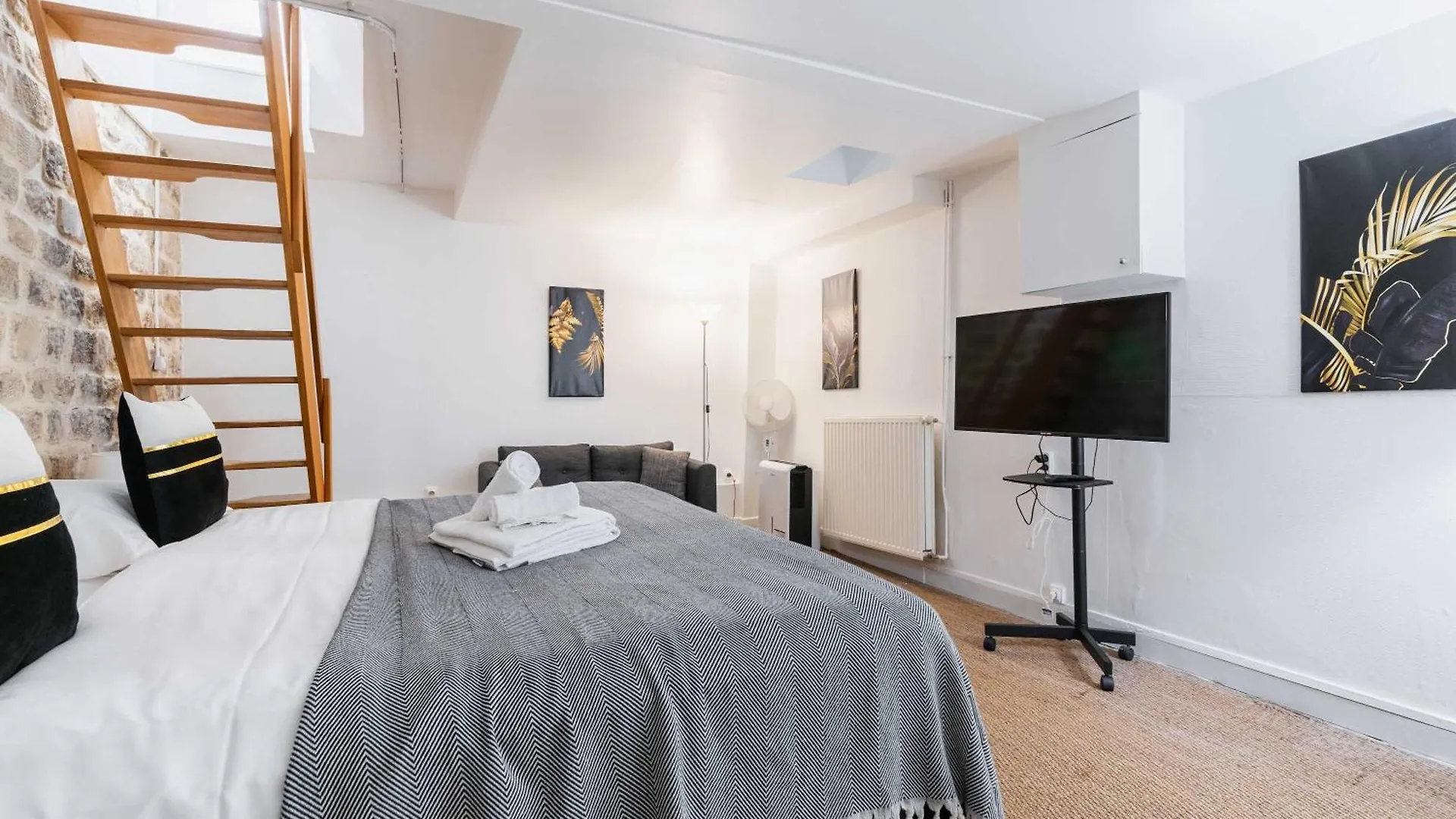 Apartment Appartement Confortable Sacre Coeur - Paris 18 - 6P France